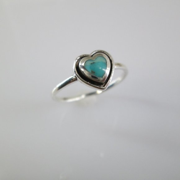 Dainty Turquoise Heart Ring>925 Sterling Silver ring,Genuine Turquoise Ring - Picture 3 of 4